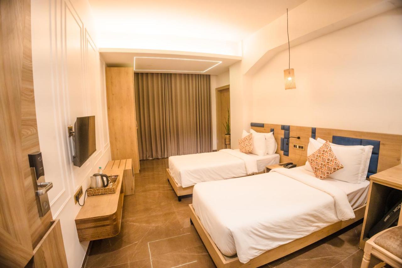Hotel Mirana , Tinsukia Dış mekan fotoğraf