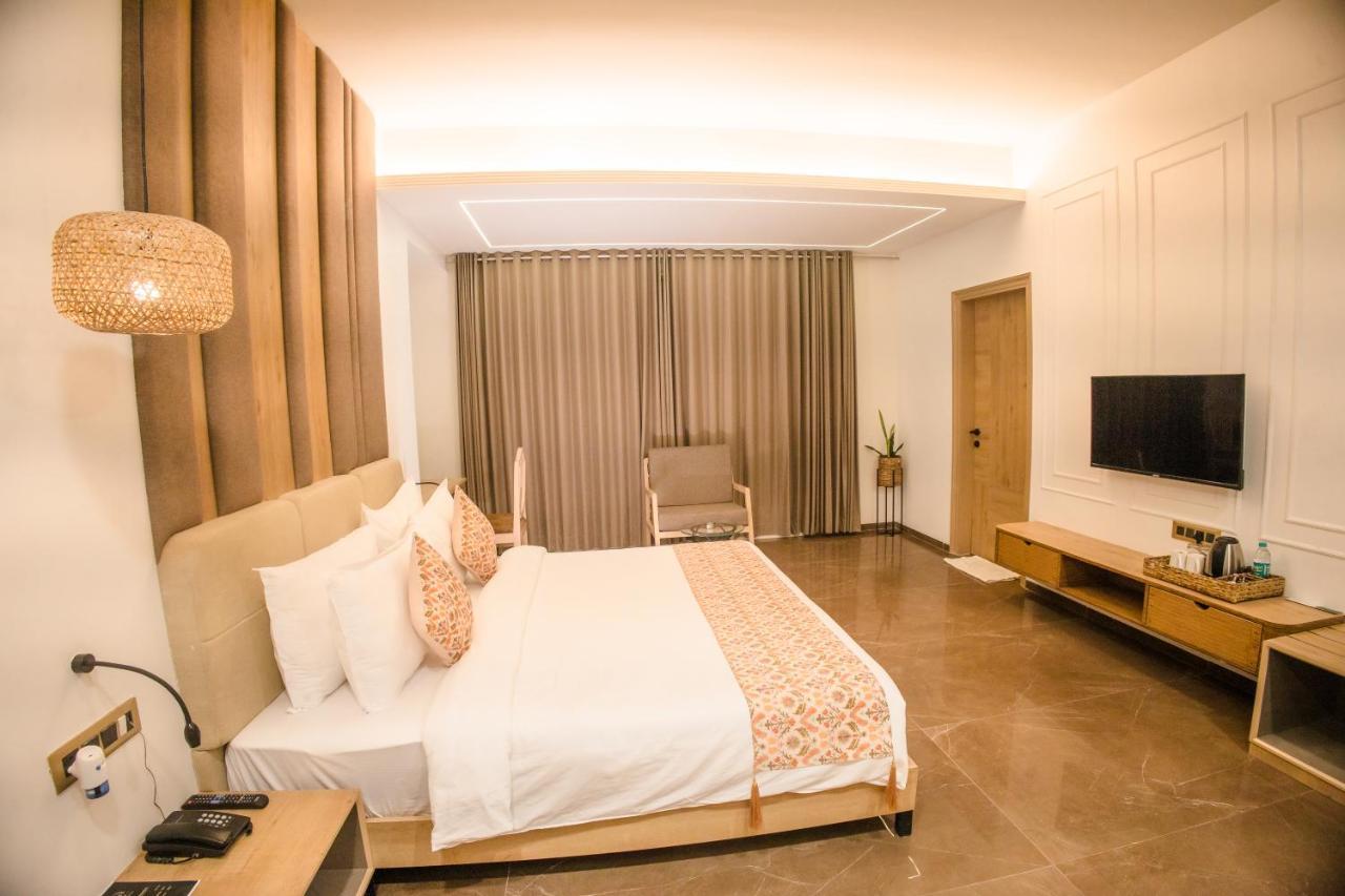 Hotel Mirana , Tinsukia Dış mekan fotoğraf